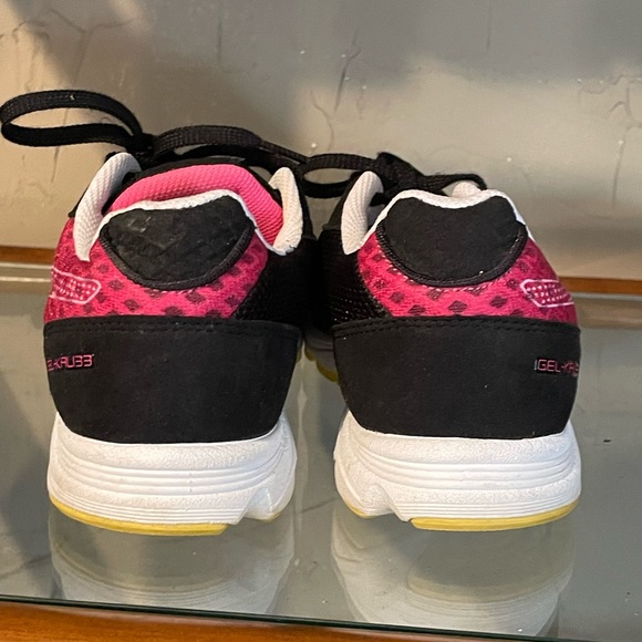 ASICS sneakers - Picture 2 of 6